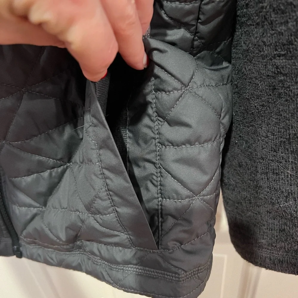 North Face Jacket - Picture 4 of 8